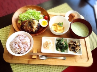 とみやカフェ