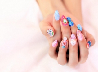 huali nail(フアリネイル)
