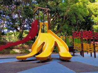 清澄庭園児童公園