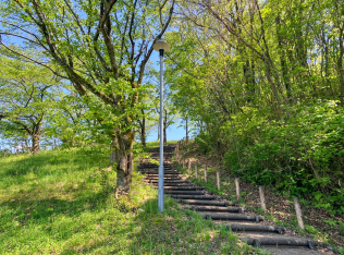 河田山古墳公園