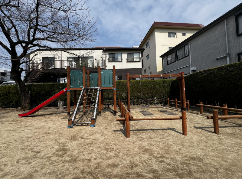 鎗前児童遊園
