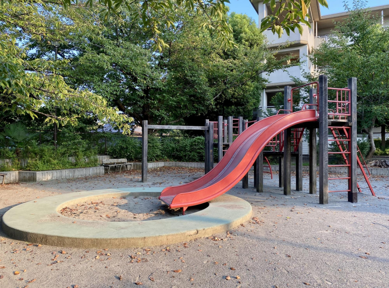 天神さくらそう公園